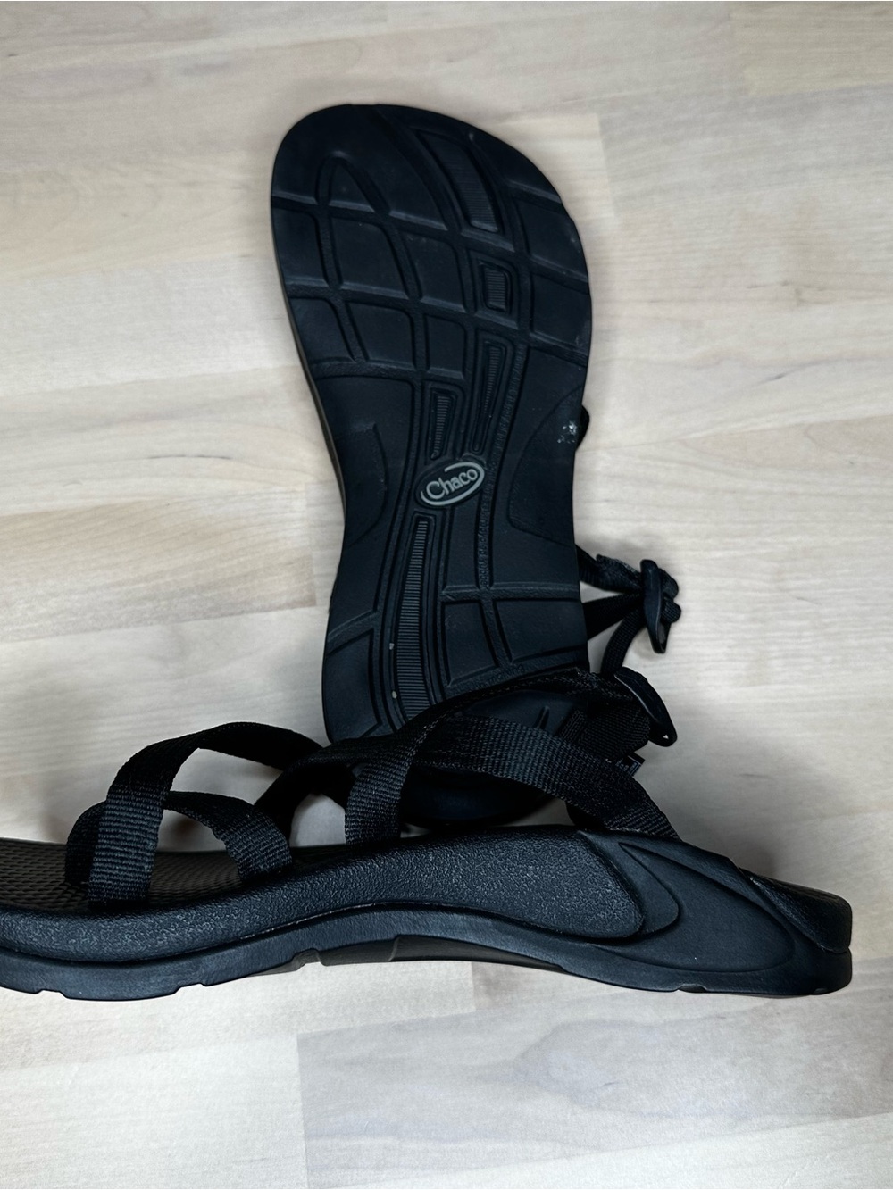 Chaco Women's all Black Adjustable Strap Sport Sandal size 5